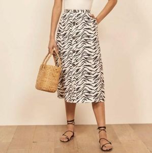 Reformation Linen Skirt size 4